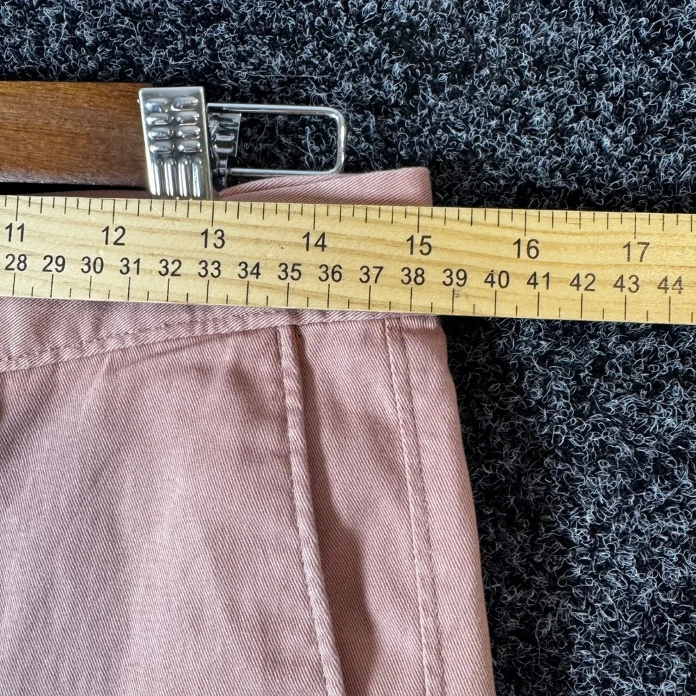 Banana Republic Aiden Shorts Mens 30 Salmon Pink Slim Fit Stretch Chino Cotton